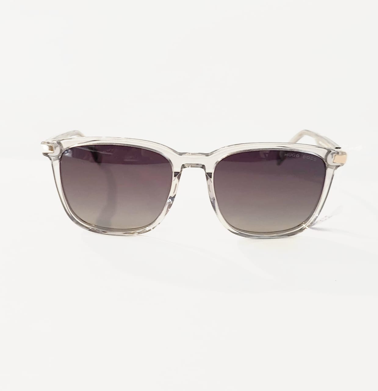 Eyeglass